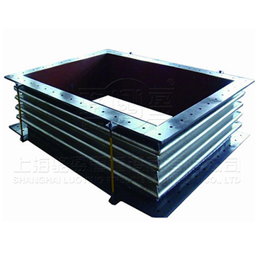 矩形<a href=http://www.enfestasarim.com target=_blank class=infotextkey>波紋補(bǔ)償器</a>2.jpg